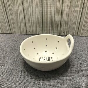 Rae Dunn Mini strainer
